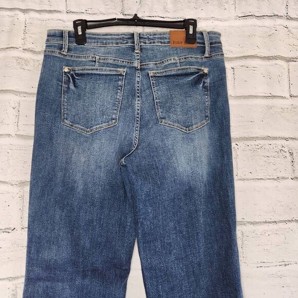 Judy Blue Womens Blue Denim Raw Hem Straight Fit Jeans Medium Wash Size 15/32 - Picture 9 of 13